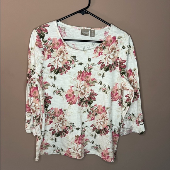 Chico’s Crewneck Feminine Floral Top - Picture 1 of 6